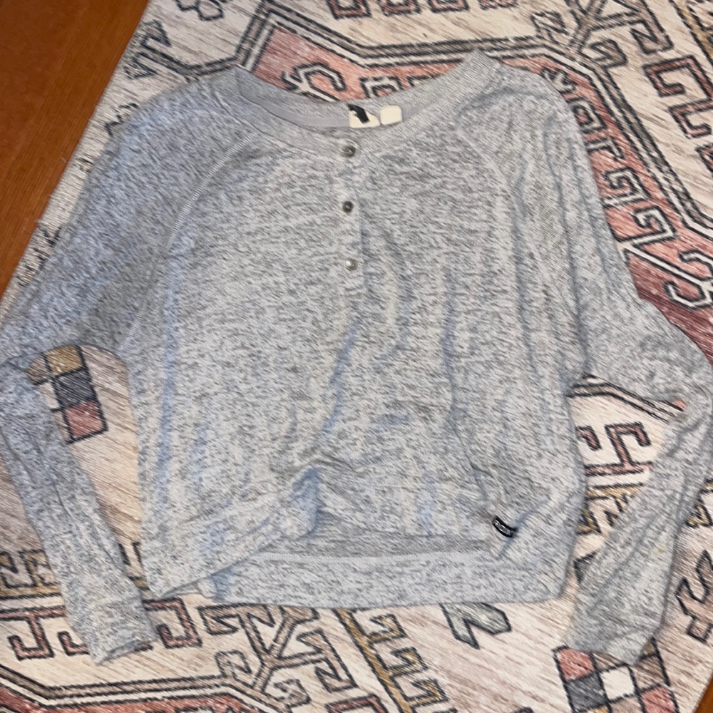 Roxy flowy top